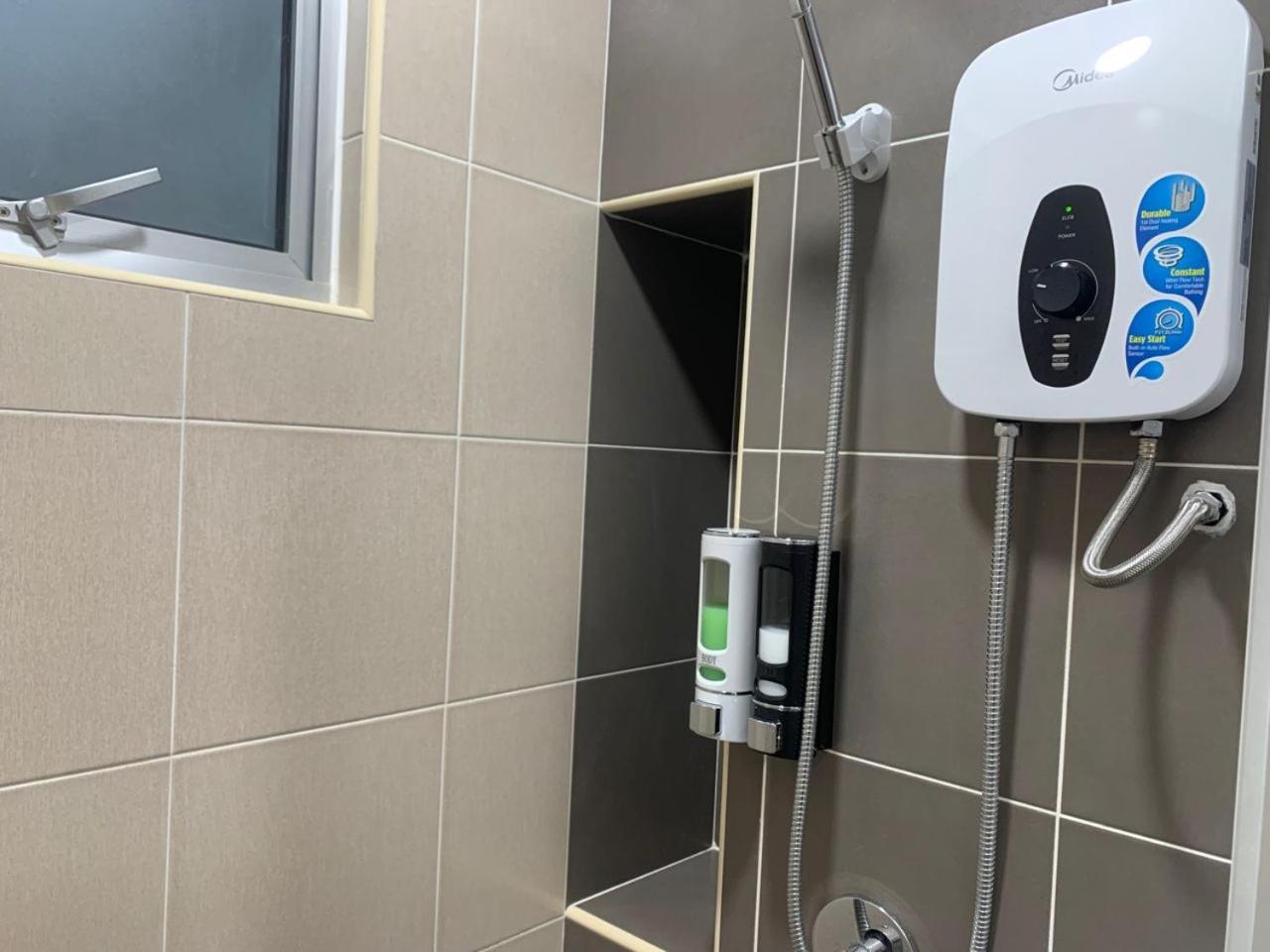 Apartment Corner Kl Pool View Rc Kuala Lumpur