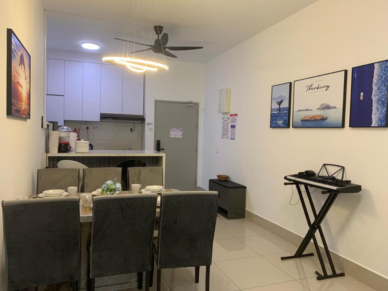 Apartment Corner Kl Pool View Rc