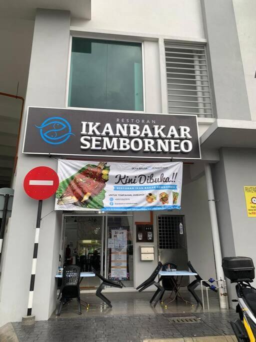 Corner Kl Pool View Rc Pangsapuri *