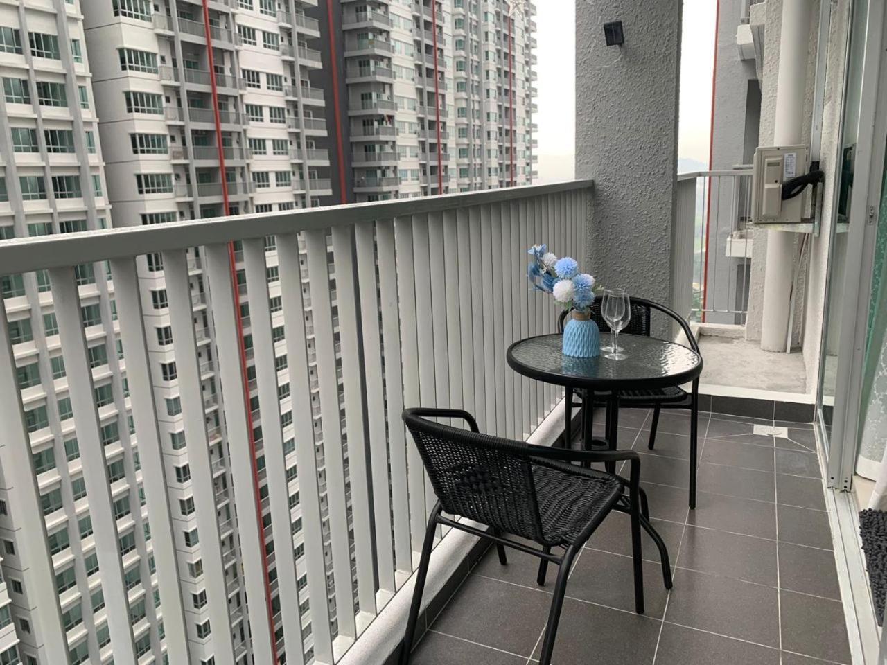 Pangsapuri Corner Kl Pool View Rc
